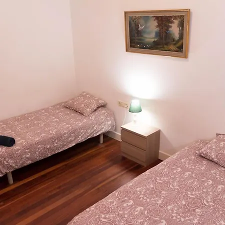 La Plaza * סן סבסטיאן